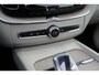 Volvo XC60 2.0 T6 Plug-in hybrid AWD Inscription | Trekhaak | Bowers & Wilkins | Schuif/kanteldak | Lederen dashboard | Adaptieve cruise control incl. BLIS | Stoel en stuurwielverwarming | Parkeerverwarming | Dealer onderhouden |