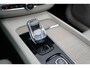 Volvo XC60 2.0 T6 Plug-in hybrid AWD Inscription | Trekhaak | Bowers & Wilkins | Schuif/kanteldak | Lederen dashboard | Adaptieve cruise control incl. BLIS | Stoel en stuurwielverwarming | Parkeerverwarming | Dealer onderhouden |