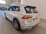Volkswagen Tiguan 1.5 TSI 150pk Automaat R-Line Business+ | Panoramadak | Winterpakket | Camera | PDC | CarPlay | Assistance | 19"
