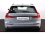 Volvo V60 B4 Essential Edition - Intellisafe Assist/Surround - LED-koplampen - Google Infotainment - Parkeersensoren v/a - Parkeercamera achter - Verwarmbare voorstoelen/achterbank - Verwarmbaar stuurwiel - 18' velgen