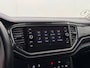 Volkswagen T-Roc 1.5 TSI Sport | Automaat | Adaptive cruise | Stuur & Stoelverwarming | CarPlay | Camera | Afneembare trekhaak