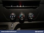 Renault Master 2.3 dCi 136pk L2H2 Euro6 Airco | Camera | Navigatie | LED | Cruisecontrol | 2500kg Trekhaak Parkeersensoren, Bijrijdersbank
