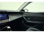 Peugeot 308 1.2T 130pk Allure Pack | Achteruitrijcamera | Parkeersensoren voor en achter | Apple carplay | Navigatiesysteem | Electronic climate controle |