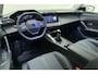 Peugeot 308 1.2T 130pk Allure Pack | Achteruitrijcamera | Parkeersensoren voor en achter | Apple carplay | Navigatiesysteem | Electronic climate controle |