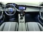 Peugeot 308 1.2T 130pk Allure Pack | Achteruitrijcamera | Parkeersensoren voor en achter | Apple carplay | Navigatiesysteem | Electronic climate controle |