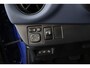 Toyota Yaris 1.5 Hybrid BI-Tone | Stoelverwarming | Cruise Control | Led Verlichting | All season banden |