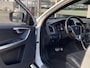 Volvo XC60 2.0 D4 FWD R-Design / Automaat / NL-Auto / Dealer-Onderhouden / Vol-Leder / Open-Panodak / Elektr.-Stoelen met Geheugen / Adaptieve Cruise-Control / Stoelverwarming / Elektr.-Achterklep / Dodehoek-Detectie / Climate-Control / PDC V+A met Camera / Radio-Bluetooth / Navi / 18'' LMV / ENZ.