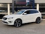 Volvo XC60 2.0 D4 FWD R-Design / Automaat / NL-Auto / Dealer-Onderhouden / Vol-Leder / Open-Panodak / Elektr.-Stoelen met Geheugen / Adaptieve Cruise-Control / Stoelverwarming / Elektr.-Achterklep / Dodehoek-Detectie / Climate-Control / PDC V+A met Camera / Radio-Bluetooth / Navi / 18'' LMV / ENZ.