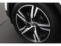 Volvo XC40 1.5 T3 R-Design Camera/H&K/Trekhaak/Zwart dak/stoel + stuurverwarming