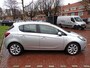 Opel Corsa 1.4 Edition VOL AUTOMAAT CRUISECONT TEL AIRCO.....