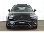 Volvo XC60 2.0 T6 Plug-in hybrid AWD Ultra Black Edition | Adaptive Cruise & Pilot Assist | Panoramadak met Schuif-/Kantelfunctie | 360-Camera | Harman Kardon Premium Audio | Draadloze Telefoonlader