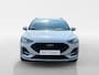 Ford Focus Wagon 1.0 EcoBoost Hybrid ST Line | 17" Lichtmetalen velgen | Winter pack | Parkeersensoren voor en achter  | Navigatie | Apple carplay & Android auto | Cruise control | DAB | Bluetooth | Privacy glas |