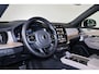 Volvo XC90 T8 Recharge AWD Plus Dark - Luchtvering - Panorama/schuifdak - IntelliSafe Assist & Surround - 360º Camera - Bowers & Wilkins audio - Verwarmde voorstoelen, stuur & achterbank - Parkeersensoren voor & achter - Elektr. bedienb. voorstoelen met geheugen - Geventileerde voorstoelen - Draadloze tel. lader - Extra getint glas - Elektr. inklapbare trekhaak - 21' LMV
