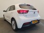 Kia Rio 1.2 CVVT ExecutiveLine Camera, Cruise control, Stuur - en stoelverwarming