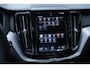 Volvo XC60 T5 Automaat R-Design | Verwarmbare voorstoelen | Parkeercamera | DAB+ | Apple Carplay/Android auto | Keyless entry | Elektrische achterklep | Sportonderstel | Navigatie | Alarm klasse 3 | BLIS