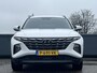 Hyundai Tucson Comfort 1.6 T-GDI PHEV 265pk 4WD | LAGE KM-STAND! | NAVI | 19'' BI-COLOR LM-VELGEN | 4WD |