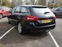 Peugeot 308 SW BLUE L. 1.2PT-110pk Navigatie | Trekhaak | Cruise control | Bluetooth | AIRCO | LMV17 | MET EEN NIEUWE MOTOR!!!