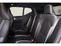 Volvo XC40 Recharge Twin Ultimate 78 kWh - Panorama/schuifdak - IntelliSafe Assist & Surround - 360 Graden Camera - Harman/Kardon audio - Verwarmde voorstoelen & stuur - Parkeersensoren voor & achter - Elektr. bedienb. voorstoelen met links geheugen - Warmtepomp - Draadloze tel. lader - Extra getint glas - 20' LMV