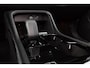 Volvo XC40 Recharge Twin Ultimate 78 kWh - Panorama/schuifdak - IntelliSafe Assist & Surround - 360 Graden Camera - Harman/Kardon audio - Verwarmde voorstoelen & stuur - Parkeersensoren voor & achter - Elektr. bedienb. voorstoelen met links geheugen - Warmtepomp - Draadloze tel. lader - Extra getint glas - 20' LMV