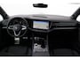 Volkswagen Touareg 3.0 TSi eHybrid 4MOTION R Edition | NIEUW | Nachtzicht | Massage | Panoramadak | 22 Inch | Luchtvering | Trekhaak