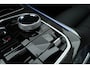 BMW X5 xDrive50e M Sport Frozen pure Grey | Skylounge | Soft Close | Achterasbesturing | 360cam | B&W Aduio | 22'' | Stoelvent. | Carbon | Luchtvering