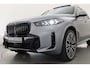 BMW X5 xDrive50e M Sport Frozen pure Grey | Skylounge | Soft Close | Achterasbesturing | 360cam | B&W Aduio | 22'' | Stoelvent. | Carbon | Luchtvering