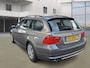 BMW 3-Serie Touring 318i Business Line NAVI PSENSOR CRUISE 2 X SLEUTELS