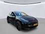 Tesla Model Y Long Range RWD 75 kWh | LMV Zwart 20" Turbine | Leer | Stoelverwarming V+A | Pano | Full Self Driving computer 4, Autopilot, Dodehoek detectie
