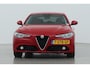 Alfa Romeo Giulia 2.0T Super | Trekhaak | Camera | Leder | Keyless | Getint Glas | 18 Inch
