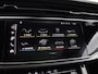 Audi SQ8 4.0 TFSI quattro 507 PK · HD-matrix + laser koplampen · Panoramadak · Audi exclusive Alcantara · Sportstoelen plus rood stiksel · MEGA Sale