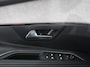 Peugeot 5008 1.2 PureTech 130pk Automaat GT Black Pack 7p Climate control Adaptive Cruise control Camera Verwarmde voorstoelen Keyless Navigatie LED Apple Carplay/ Android Auto