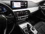 BMW 5-Serie Touring 520e Business Edition Plus | Camera | Leder | Sfeerlicht | Dodehoek | Stoelverwarming | Virtual | Carplay