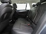 BMW 5-Serie Touring 520e Business Edition Plus | Camera | Leder | Sfeerlicht | Dodehoek | Stoelverwarming | Virtual | Carplay