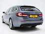 BMW 5-Serie Touring 520e Business Edition Plus | Camera | Leder | Sfeerlicht | Dodehoek | Stoelverwarming | Virtual | Carplay