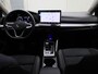 Volkswagen Golf 1.5eHybrid 150kW/204PK DSG Style · Navigatie · Trekhaak · Apple/Android Car Play · Garantie t/m 19-12-2026