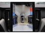 Volvo XC60 T8 Recharge AWD Ultra Black Edition - Panorama/schuifdak - IntelliSafe Assist & Surround - 360º Camera - Harman/Kardon audio - Adaptieve LED koplampen - Verwarmde voorstoelen, stuur & achterbank - Parkeersensoren voor & achter - Elektr. bedienb. voorstoelen met geheugen - Head up display - Draadloze tel. lader - Extra getint glas - Elektr. inklapbare trekhaak - 21' LMV