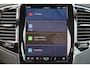 Volvo XC90 T8 Recharge AWD Ultra Bright - Panorama/schuifdak - IntelliSafe Assist & Surround - Harman/Kardon audio - Adaptieve LED koplampen - Parkeercamera achter - Verwarmde voorstoelen, stuur & achterbank - Parkeersensoren voor & achter - Head up display - Elektr. bedienb. voorstoelen met geheugen - Draadloze tel. lader - 20' LMV