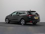 Renault Megane Estate 140pk TCe R.S. Line | Trekhaak | Dealer onderhouden | Parkeersensoren voor en achter | Achteruitrijcamera | Climate control |