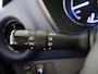 Toyota Yaris 1.5 Hybrid Bi-Tone | Camera | Cruise control | Lichtmetalen velgen 16"