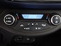 Toyota Yaris 1.5 Hybrid Bi-Tone | Camera | Cruise control | Lichtmetalen velgen 16"