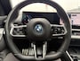 BMW i5 eDrive40 84 kWh | VOL! | Panoramadak | H&K Audio | M Pakket | Stoel- Ventilatie & Verwarming | Memory Seats |