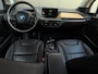 BMW i3 Basis Comfort Advance 22 kWh | Leder | Schuifdak | 19'' LMV