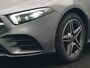 Mercedes-Benz A-klasse 250 e AMG Line PHEV 218pk Dealer O.H. | Adaptive Cruise | Multi Beam LED | Camera | Sfeerverlichting | Lederen Sportstoelen Verwarmd | Widescreen Navi | Apple Carplay | Keyless | Blis | Navigatie | DAB | Plug In Hybrid |