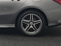 Mercedes-Benz A-klasse 250 e AMG Line PHEV 218pk Dealer O.H. | Adaptive Cruise | Multi Beam LED | Camera | Sfeerverlichting | Lederen Sportstoelen Verwarmd | Widescreen Navi | Apple Carplay | Keyless | Blis | Navigatie | DAB | Plug In Hybrid |
