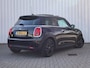 MINI Mini Electric 184pk Camden Edition 33 kWh | Soh 95% | Panoramadak | Achterruitrijcamera | Navigatie | Head Up Display | Harman Kardon Soundsystem | Sportsoelen | Stoelverwarming | Parkeersensoren voor + achter | Automatische airco |