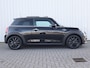 MINI Mini Electric 184pk Camden Edition 33 kWh | Soh 95% | Panoramadak | Achterruitrijcamera | Navigatie | Head Up Display | Harman Kardon Soundsystem | Sportsoelen | Stoelverwarming | Parkeersensoren voor + achter | Automatische airco |
