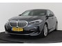 BMW 1-Serie 118i High Executive M-Sport | Trekhaak | CarPlay | Dealer Ond. | Stoelverwarming | Cruise Control |