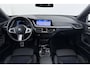 BMW 1-Serie 118i High Executive M-Sport | Trekhaak | CarPlay | Dealer Ond. | Stoelverwarming | Cruise Control |