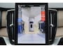 Volvo XC90 T8 Recharge AWD Plus Dark - Luchtvering - Panorama/schuifdak - IntelliSafe Assist & Surround - 360º Camera - Bowers & Wilkins audio - Adaptieve LED koplampen - Verwarmde voorstoelen, stuur & achterbank - Parkeersensoren voor & achter - Elektr. bedienb. voorstoelen met geheugen - Geventileerde voorstoelen - Draadloze tel. lader - Extra getint glas - Elektr. inklapbare trekhaak - 21' LMV