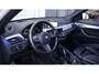 BMW X1 SDrive20i M Sport Shadowline CAMERA-CLIMA-CRUISE-FULL LED-HEADUP-LEDER-NAVIGATIE-PANORAMA-STOELVERWARMING-TREKHAAK